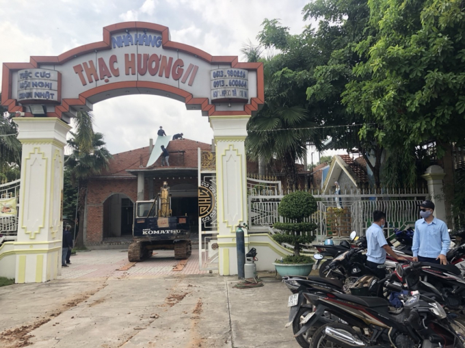 9EE74102-F383-44BE-9F4E-CE0ECF791863.