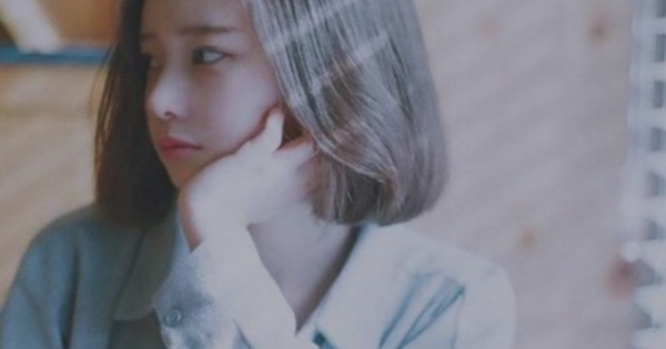 Tìm em, tôi tìm, từng hạt sương mai”...