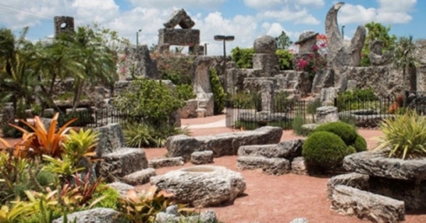 Lâu đài San hô – kiến trúc bí ẩn tưởng nhớ “tình yêu thất lạc”