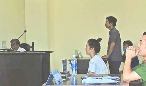 Thanh Hóa: Dùng dao đoạt mạng cán bộ tòa án, nữ giám đốc lĩnh 20 năm tù