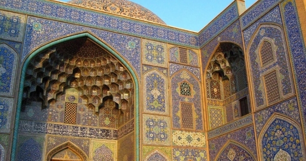 Ngẩn ngơ trước vẻ đẹp của nhà thờ được mệnh danh là "siêu phẩm kiến trúc"