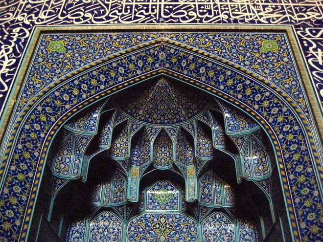 Kiến trúc của Sheikh Lotfollah sẽ khiến cho các du khách phải trầm trồ, xuýt xoa.