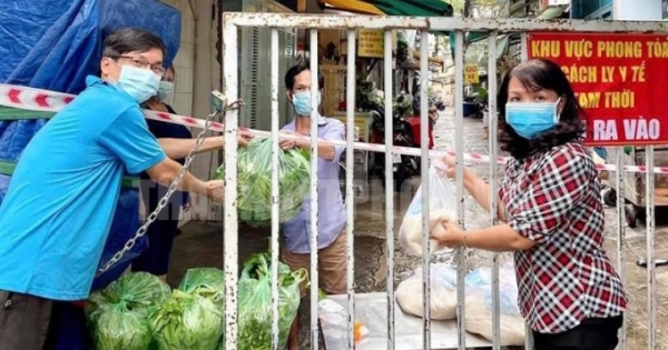 Kết nối tình người trong mùa dịch bằng mạng xã hội