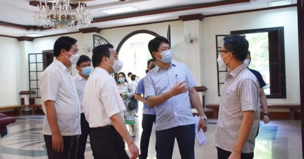 Phó Thủ tướng Vũ Đức Đam ghi nhận nỗ lực của Bộ Tư pháp trong công tác phòng, chống dịch Covid-19