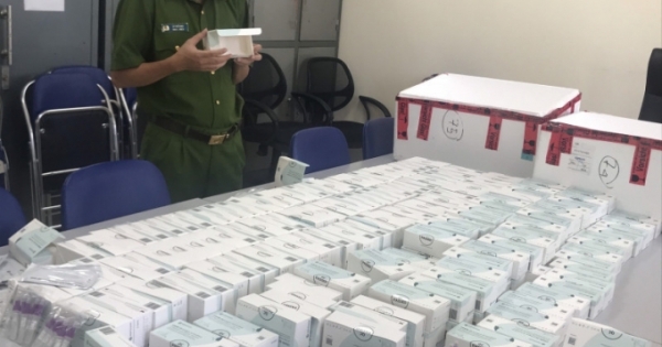 Phát hiện gần 1.000 bộ test nhanh virus SARS-COV-2 nhập lậu