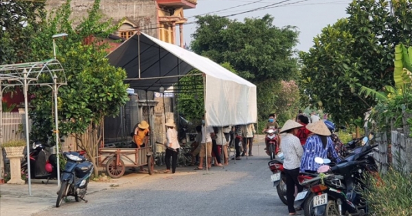 Thái Bình: Điều tra vụ việc chồng cầm tuýp sắt đánh vợ tử vong trong bữa cơm trưa