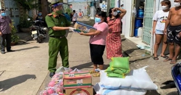 Đồng Nai: Đồn Công an KCN Hố Nai - Sông Mây chia sẻ khó khăn với người dân