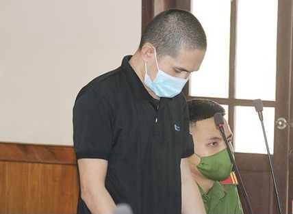 Lừa nhân viên ngân hàng để chiếm đoạt 2,8 tỷ đồng