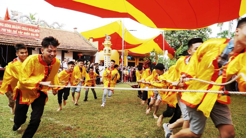Nghi lễ rước kiệu bay mang đậm sự tín ngưỡng tâm linh, độc đáo để lại ấn tượng sâu sắc trong lòng nhân dân và du khách.