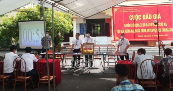 Việt Yên (Bắc Giang): Đấu giá 32 lô đất ở, vượt giá khởi điểm gần 15,5 tỉ đồng