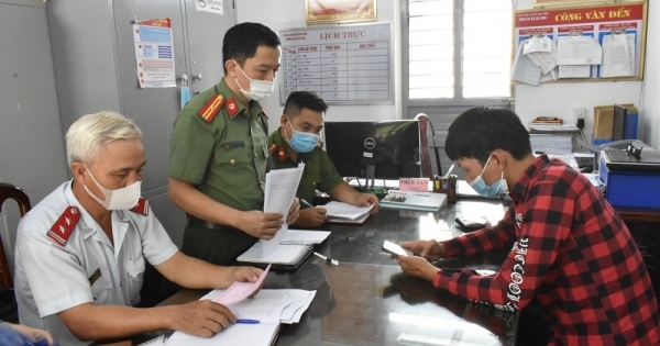 Ninh Bình: Sửa kết quả xét nghiệm rồi đăng lên mạng xã hội, nam thanh niên bị phạt 7,5 triệu đồng