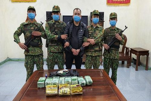 2E3A2C8A-6BEC-44F6-A490-045BF41C1234.