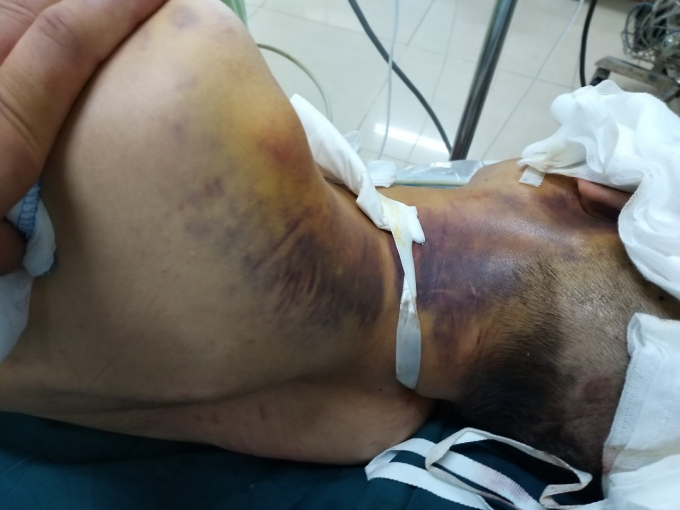 z2209914750477_826fa94eab71d884af9f35602d5f52ff-1127