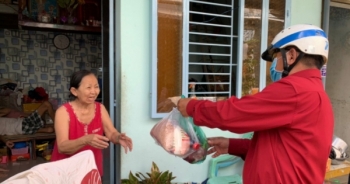 Những chuyến xe chở đầy “nghĩa tình” người dân Quảng Ngãi san sẻ cùng TP HCM