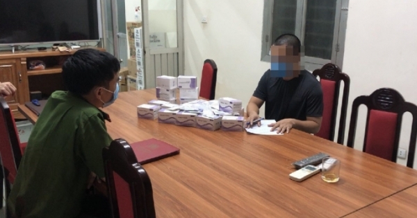 Thu giữ 117 bộ kit test nhanh Covid-19 không có hóa đơn chứng từ