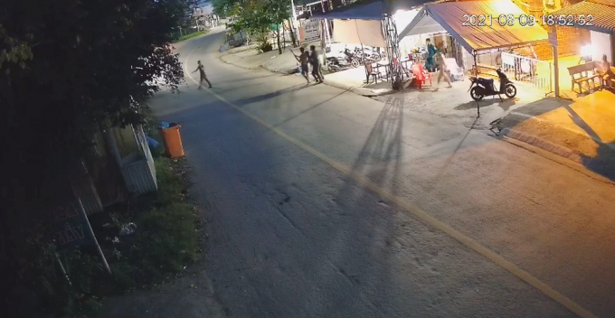 Chem LL chot kiem soat dich - Gia Rai