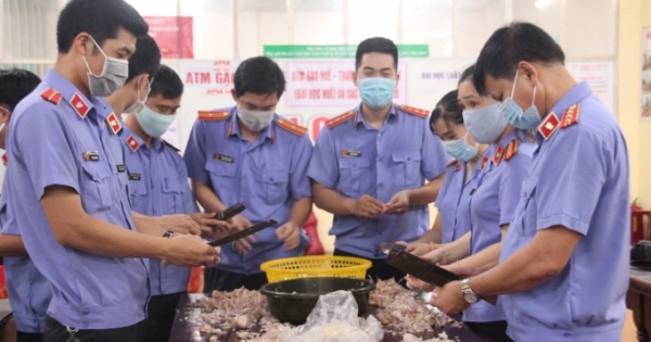 Viện Kiểm Sát nhân dân Thừa Thiên Huế "chia lửa" cùng tuyến đầu chống dịch