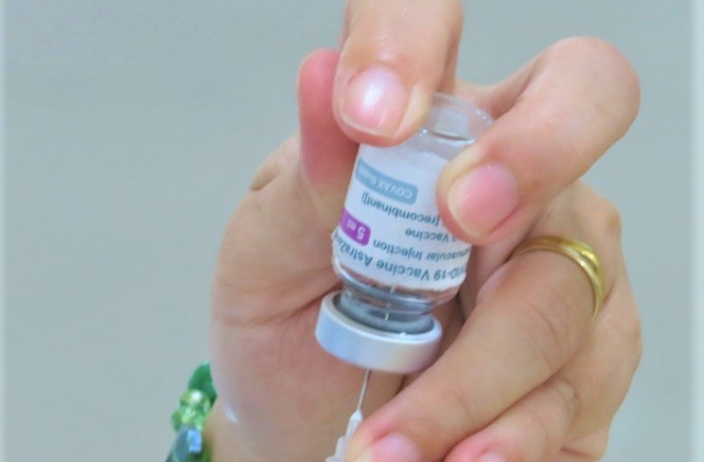 Bình Dương: Tăng tốc tiêm vắc xin, thực hiện tốt chính sách xã hội cho người dân