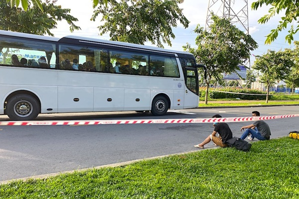 TP.HCM: Phạt 2 xe khách ‘lén’ đưa 20 người dân về quê