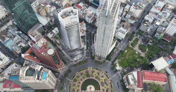 "Không có chuyện đóng cửa toàn TPHCM"