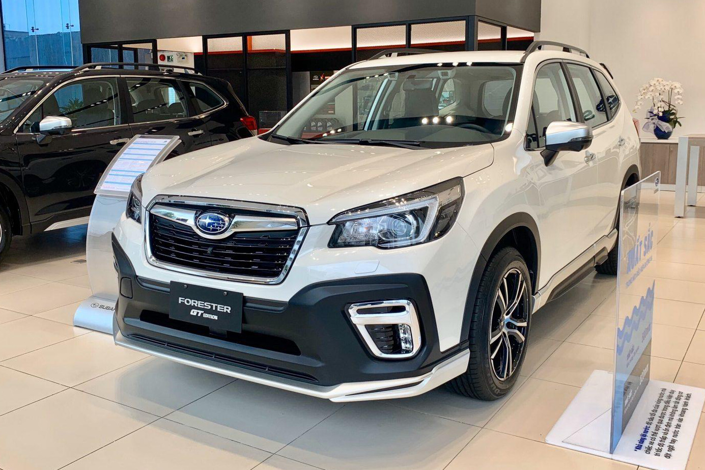 Những xe giảm giá trăm triệu trong mùa dịch tại Việt Nam: Giảm nhiều nhất gần 600 triệu, đa số là SUV và xe sang - Ảnh 1. Những xe giảm giá trăm triệu trong mùa dịch tại Việt Nam: Giảm nhiều nhất gần 600 triệu, đa số là SUV và xe sang - Ảnh 1.