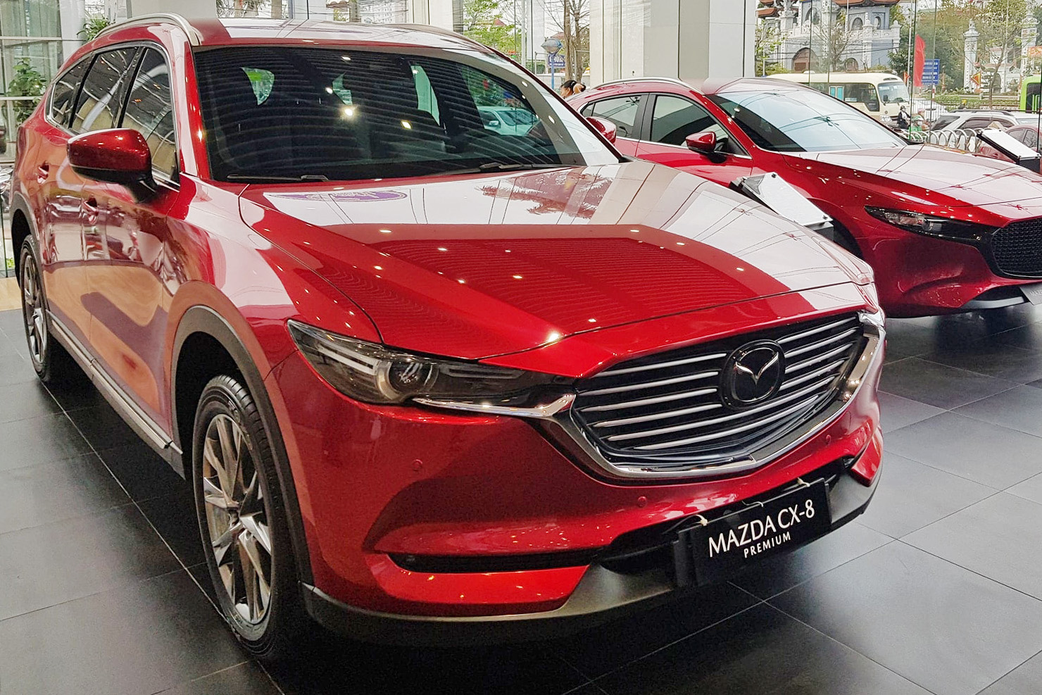 Những xe giảm giá trăm triệu trong mùa dịch tại Việt Nam: Giảm nhiều nhất gần 600 triệu, đa số là SUV và xe sang - Ảnh 4. Những xe giảm giá trăm triệu trong mùa dịch tại Việt Nam: Giảm nhiều nhất gần 600 triệu, đa số là SUV và xe sang - Ảnh 4.