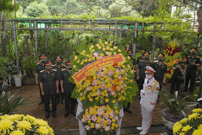 Đoàn Quân ủy Trung ương, Bộ Quốc phòng thành kính tưởng nhớ, tri ân Đại tướng Võ Nguyên Giáp.