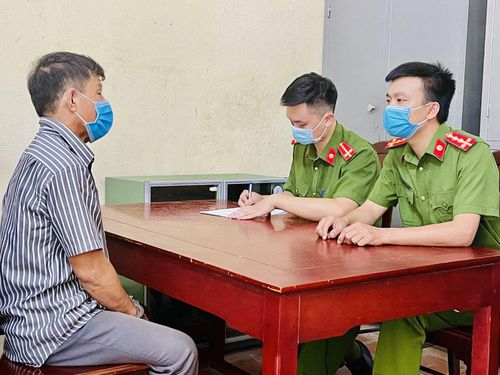 80CE6E83-8BF2-4707-8204-5C2F76EEB637.