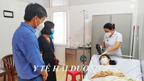 Trên đường đi lấy mẫu xét nghiệm, nữ bác sĩ bị tai nạn chấn thương sọ não