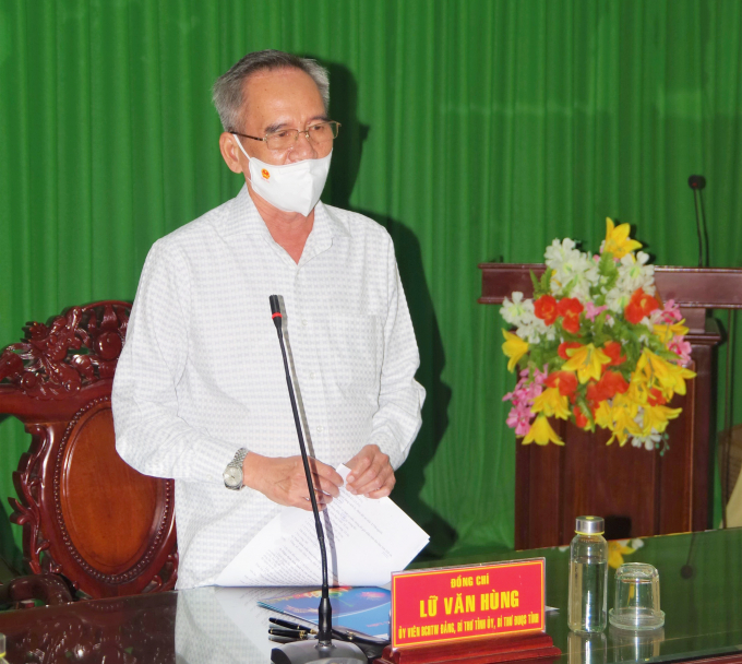 Bí Thư Tỉnh ủy, Trưởng Ban chỉ đạo phòng, chống dịch COVID-19 tỉnh Lữ Văn Hùng đánh giá các đơn vị, Ngành triển khai tốt công tác truy vết thần tốc, khoanh vùng hiệu quả.ảnh Trọng Nghĩa