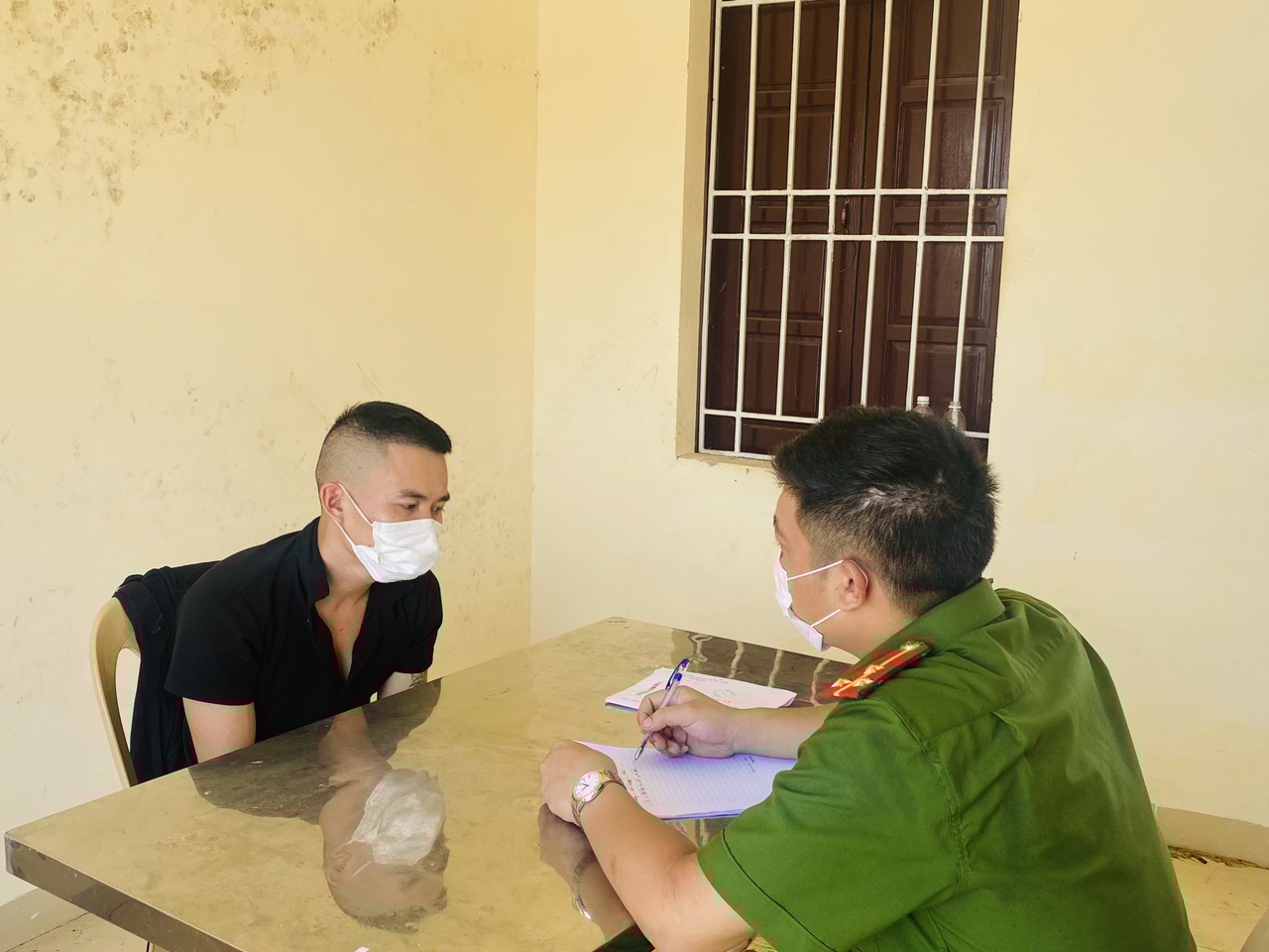 Đối tượng tại công an