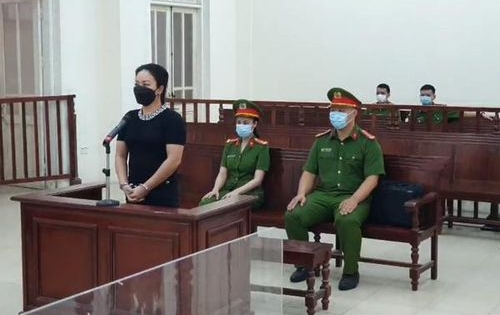 Mở cửa đón khách giữa mùa dịch, chủ quán Karaoke nhận án tù