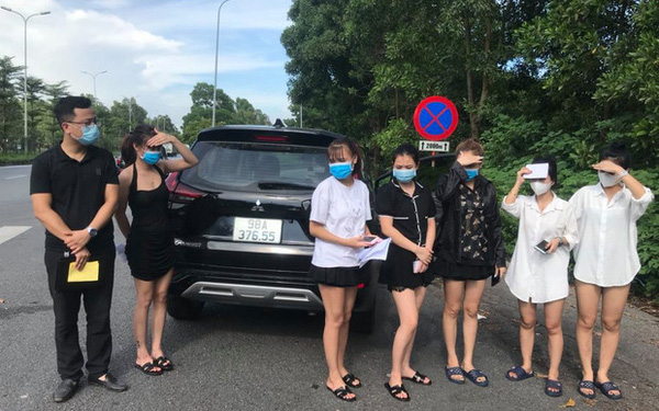 photo1630052379933-16300523802331949768693