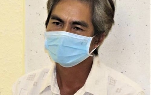 Đổ thuốc trừ sâu vào 8 lu nước để đầu độc cha mẹ vợ