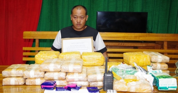 Bắt giữ đối tượng vận chuyển số lượng "khủng" ma tuý, dùng đàm để phát tín hiệu cho đồng bọn