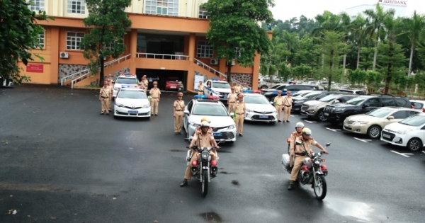 Lào Cai: Tổng kiểm soát phương tiện kinh doanh vận tải