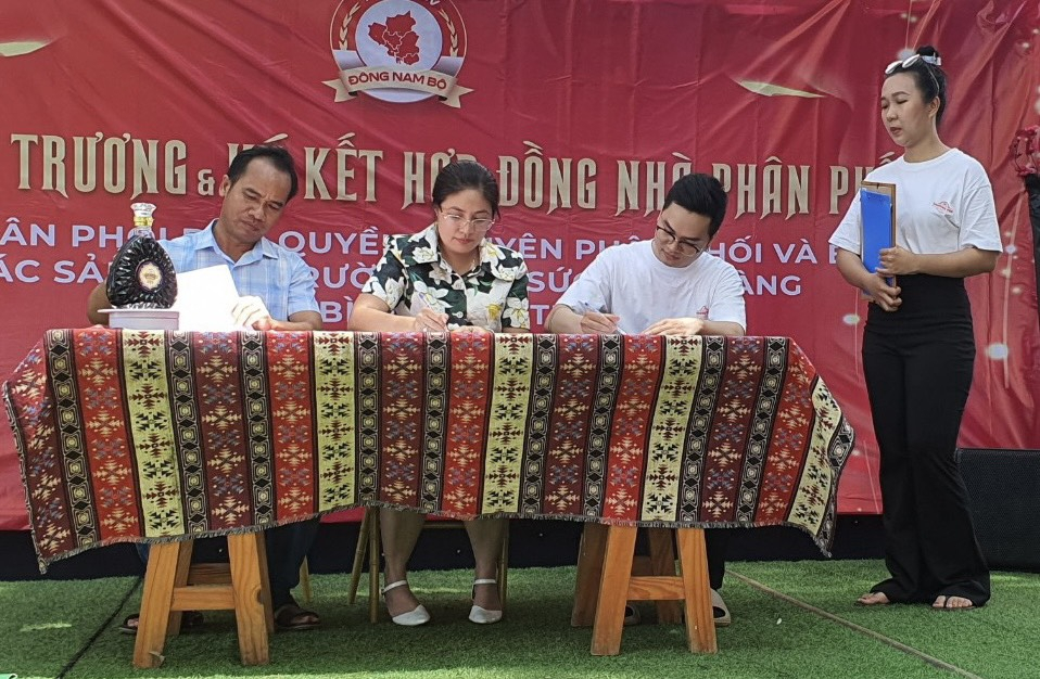 3F8EC64E-877C-458F-96F2-8FFD60ABD56B.