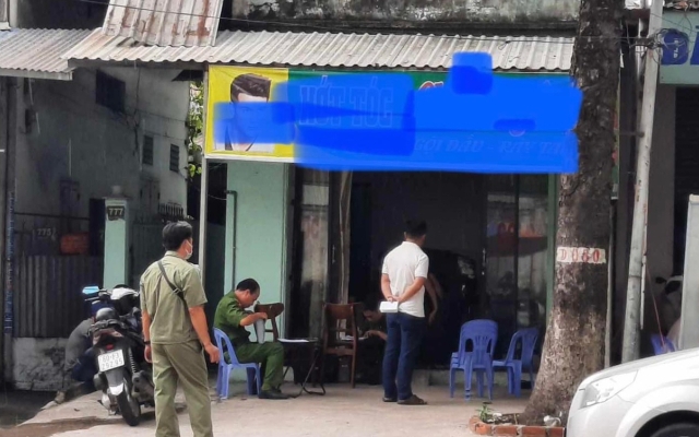 Nữ chủ tiệm hớt t&oacute;c nam tử vong bất thường