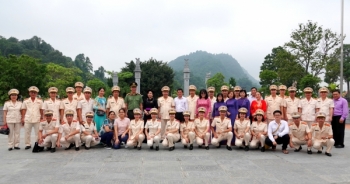 Công an tỉnh Bình Thuận tổ chức đợt sinh hoạt chính trị về nguồn tại tỉnh Tuyên Quang