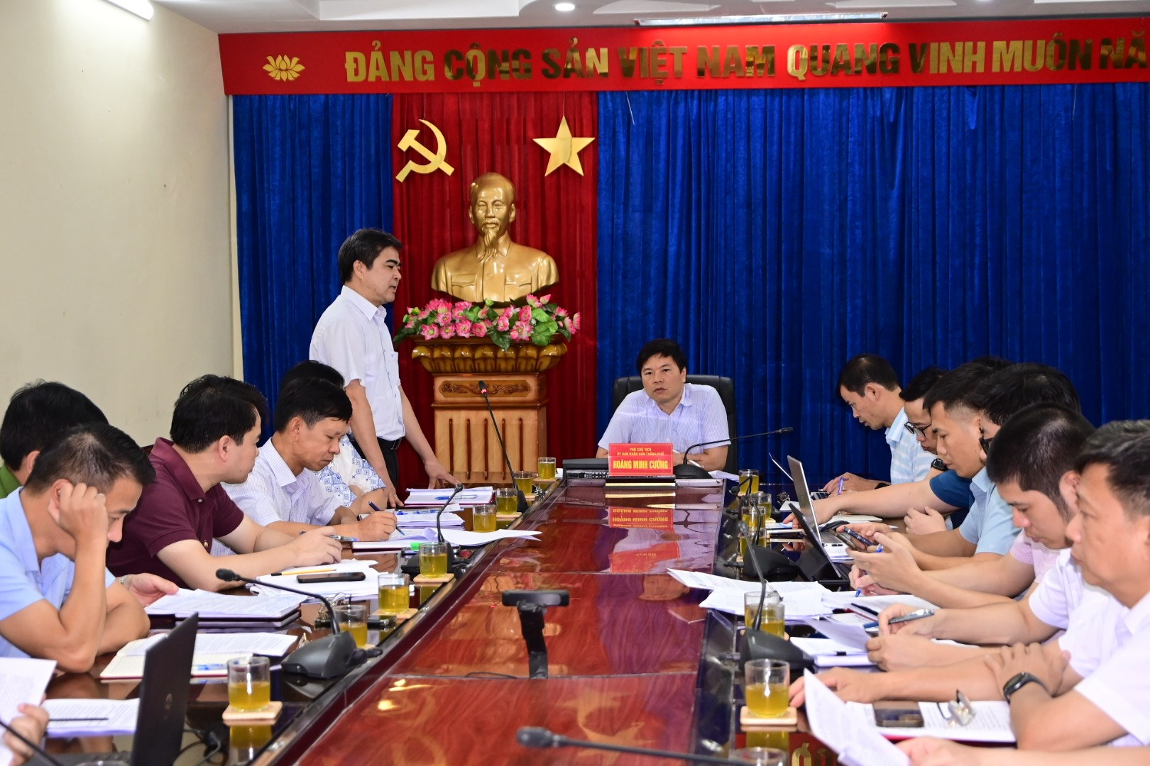 Lãnh đạo Sở Tài nguyên và Môi trường báo cáo về công tác CĐS.