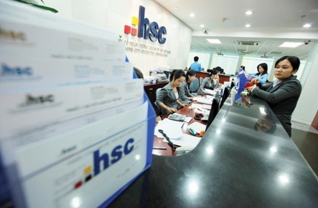 Chứng khoán HSC bị xử phạt do sử dụng nhân viên chưa có chứng chỉ hành nghề