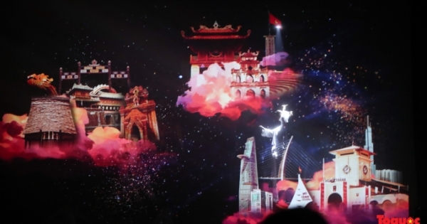 Tổng duyệt chương trình nghệ thuật đặc biệt chào mừng 78 năm ngày Quốc khánh 2/9