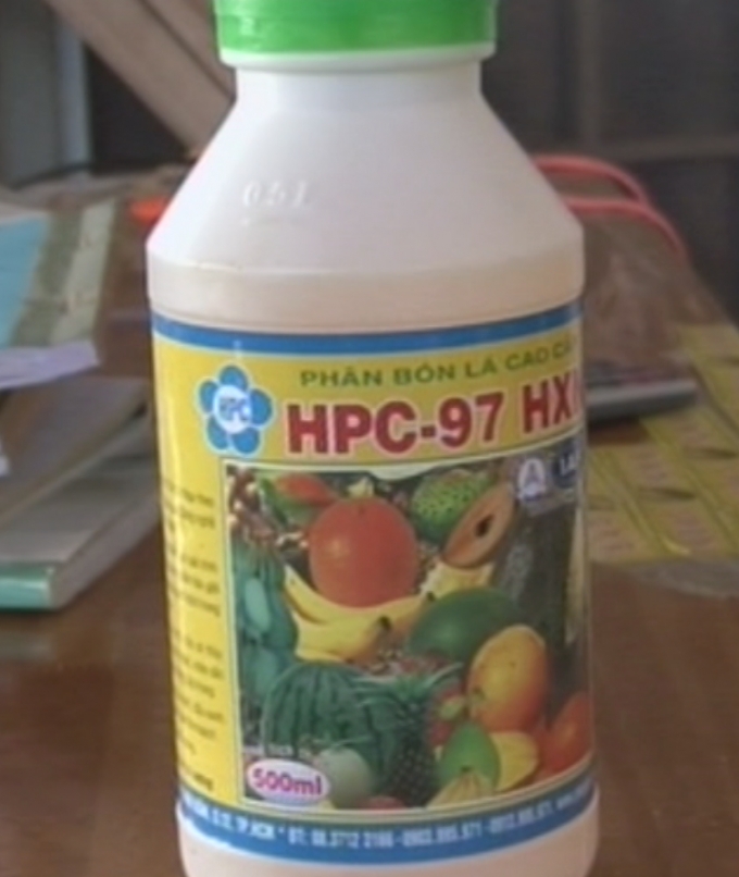 Dung dịch để ng&acirc;m sầu ri&ecirc;ng.