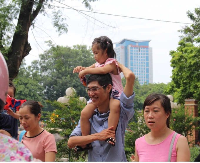 H&agrave; Nội: C&ocirc;ng vi&ecirc;n Thủ Lệ