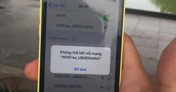 Wifi miễn phí quanh hồ Hoàn Kiếm: Chập chờn khó sử dụng