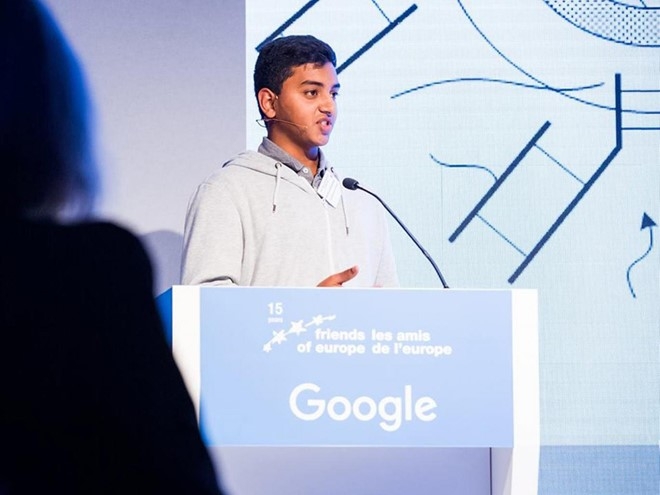 Krtin gi&agrave;nh chiến thắng trong cuộc thi&nbsp;Google Science Fair khi mới 15 tuổi. Ảnh:&nbsp;Independent.