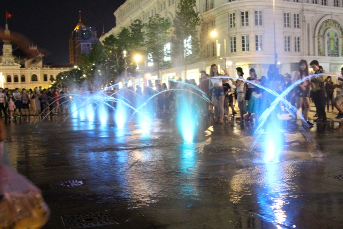 Ngắm m&agrave;n bắn ph&aacute;o hoa tuyệt đẹp mừng Quốc Kh&aacute;nh 2/9