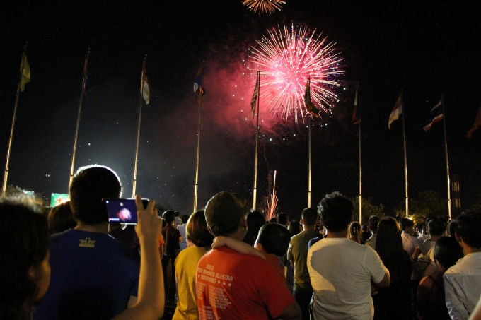 21 tối ng&agrave;y 2/9 chương tr&igrave;nh bắn ph&aacute;o hoa tầm cao tại th&agrave;nh phố Hồ Ch&iacute; Minh ch&iacute;nh thức bắt đầu