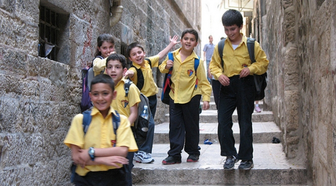 C&aacute;c quốc gia tr&ecirc;n thế giới đ&oacute;n ng&agrave;y khai giảng như thế n&agrave;o?