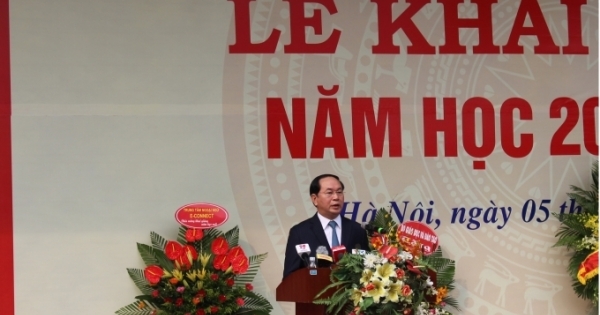 Chủ tịch nước Trần Đại Quang đánh trống khai giảng năm học mới
